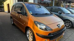 Oranje Gebruikt 2007 Peugeot 1007 Hatchback | € 1.999 (Eerlijke prijs)