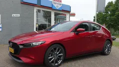 Rood Gebruikt 2019 Mazda 3 Hatchback | € 21.045 (Eerlijke prijs)