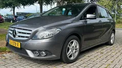 Grijs Gebruikt 2012 Mercedes B180 MPV | € 8.899 (Eerlijke prijs)