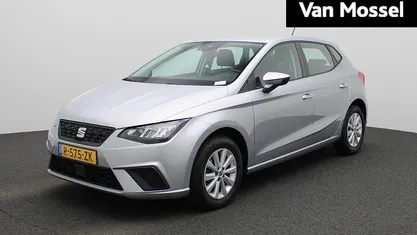 Grijs Gebruikt 2023 Seat Ibiza Style Hatchback | € 17.400 (Eerlijke prijs)