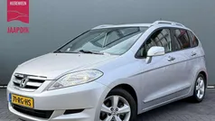 Grijs, metallic lak Gebruikt 2005 Honda FR-V Lifestyle MPV | € 5.444 (Eerlijke prijs)