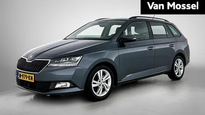 Grijs (metallic) Occasion 2021 Skoda Fabia Style Stationwagen | € 15.944 (Eerlijke prijs)