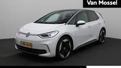 Wit Gebruikt 2025 VW ID.3 Pro Hatchback | € 34.900 (Eerlijke prijs)