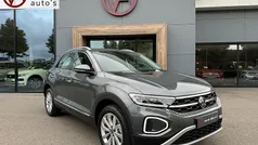 Suv Gebruikt 2024 VW T-Roc Style SUV | € 34.945 (Eerlijke prijs)