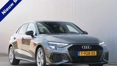 Grijs Gebruikt 2023 Audi A3 Sportback e-tron S-Line Sedan | € 28.450 (Super prijs)