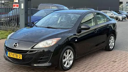 Occasion 2010 Mazda 3 Sedan | € 4.500 (Eerlijke prijs)