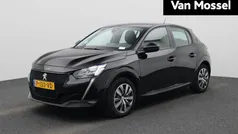 Zwart Gebruikt 2022 Peugeot e-208 Active Hatchback | € 15.900 (Eerlijke prijs)