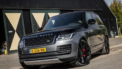 Zwart Gebruikt 2019 Land Rover Range Rover SVAutobiography Dynamic Black SUV | € 89.950 (Eerlijke prijs)