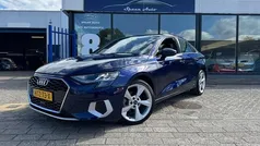 Blauw, metallic lak Gebruikt 2021 Audi A3 Premium Sedan | € 24.450 (Goede deal)