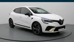 Wit Gebruikt 2023 Renault Clio V Engineered Hatchback | € 22.990 (Goede deal)