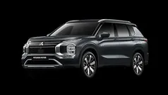 Gebruikt 2025 Mitsubishi Outlander Intense SUV | € 53.930 (Eerlijke prijs)