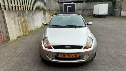 Occasion Ford StreetKa 95 PK (69 kW) 2004 Grijs Cabriolet