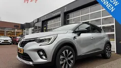 Gebruikt 2024 Renault Captur Intens SUV | € 25.895 (Eerlijke prijs)