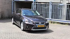 Bruin Gebruikt 2015 Lexus CT200h Hatchback | € 11.499 (Goede deal)