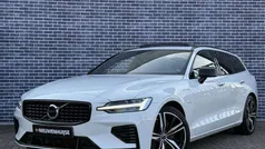Wit Gebruikt 2022 Volvo V60 R-Design Stationwagen | € 35.899 (Eerlijke prijs)