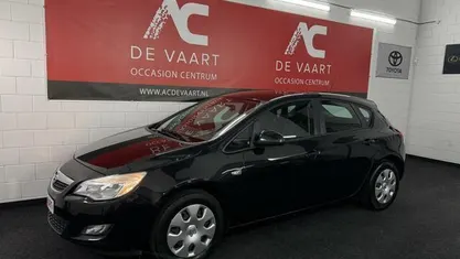 Occasion Opel Astra 140 PK (102 kW) 2012 Zwart Hatchback