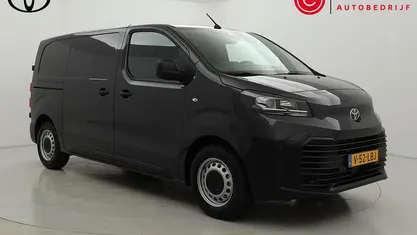 Grijs Gebruikt 2024 Toyota Proace MPV | € 28.499 (Eerlijke prijs)