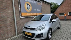 Grijs Gebruikt 2012 Kia Rio Hatchback | € 6.445 (Eerlijke prijs)