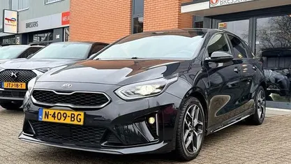 Occasion 2021 Kia Ceed GT-Line Hatchback | € 21.495 (Eerlijke prijs)