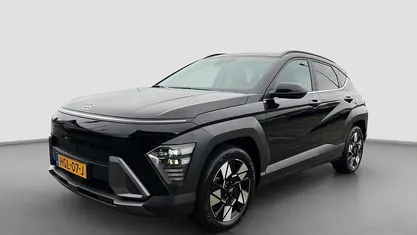 Zwart Gebruikt 2025 Hyundai Kona Comfort SUV | € 30.895 (Eerlijke prijs)