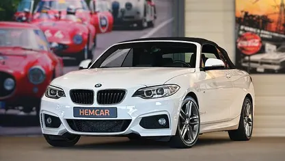 Wit Occasion 2015 BMW 218 Luxury Line Cabriolet | € 16.950 (Goede deal)