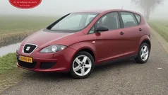 Rood Gebruikt 2005 Seat Altea Reference MPV | € 1.950 (Eerlijke prijs)