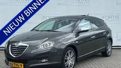 Grijs Gebruikt 2012 Lancia Delta Platinum Hatchback | € 6.900 (Eerlijke prijs)