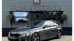Grijs Gebruikt 2019 BMW 318 M Sport Stationwagen | € 14.450 (Eerlijke prijs)