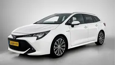Wit Gebruikt 2020 Toyota Corolla Stationwagen | € 16.945 (Eerlijke prijs)