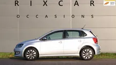 Grijs, metallic lak Gebruikt 2016 VW Polo Edition Hatchback | € 8.940 (Eerlijke prijs)
