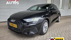 Zwart Gebruikt 2022 Audi A3 Sportback e-tron Sedan | € 24.995 (Super prijs)