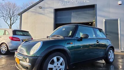 Gebruikt 2003 Mini ONE Salt Hatchback | € 1.599 (Eerlijke prijs)