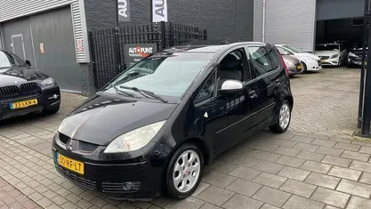 Occasion Mitsubishi Colt Inform 95 PK (69 kW) 2005 Zwart Hatchback