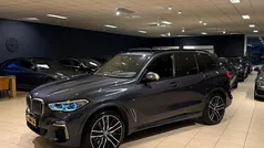 Grijs (metallic) Gebruikt 2020 BMW X5 M Sport SUV | € 53.950 (Eerlijke prijs)