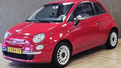 Rood Occasion 2013 Fiat 500 Easy Hatchback | € 4.995 (Eerlijke prijs)