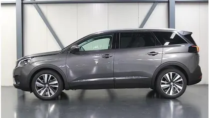 Occasion 2020 Peugeot 5008 Premium MPV | € 23.775 (Eerlijke prijs)