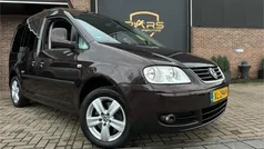 Paars, metallic lak Gebruikt 2010 VW Caddy Comfortline MPV | € 6.250 (Eerlijke prijs)