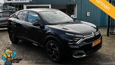 Zwart Gebruikt 2021 Citroën C4 PureTech SUV | € 18.395 (Eerlijke prijs)