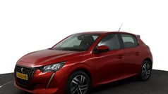Rood Gebruikt 2020 Peugeot 208 Allure Hatchback | € 17.950 (Eerlijke prijs)