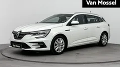 Wit Gebruikt 2021 Renault Mégane IV Business Stationwagen | € 20.935 (Eerlijke prijs)