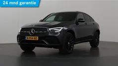 Grafietgrijs metallic Gebruikt 2020 Mercedes GLC300 Business Coupé | € 45.850 (Eerlijke prijs)