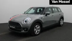 Grijs Gebruikt 2022 Mini Cooper Clubman Essential Stationwagen | € 27.945 (Eerlijke prijs)