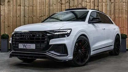 Occasion 2021 Audi Q8 Competition SUV | € 69.950 (Eerlijke prijs)
