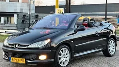 Gebruikt 2003 Peugeot 206 CC Premium Cabriolet | € 2.695 (Eerlijke prijs)