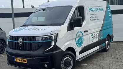 Occasion 2024 Renault Master Van | € 43.157 (Eerlijke prijs)