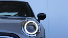 Gebruikt 2023 Mini Cooper Classic Hatchback | € 27.450 (Eerlijke prijs)