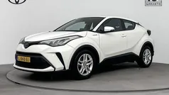 Gebruikt 2021 Toyota C-HR Active SUV | € 22.445 (Eerlijke prijs)