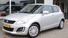Grijs Gebruikt 2015 Suzuki Swift Exclusive Hatchback | € 10.950 (Eerlijke prijs)