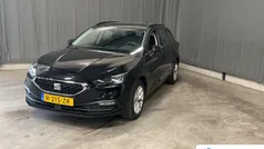 Zwart Gebruikt 2023 Seat Leon Reference Stationwagen | € 19.395 (Eerlijke prijs)