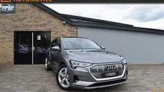 Grijs Gebruikt 2019 Audi e-tron SUV | € 16.900 (Goede deal)
